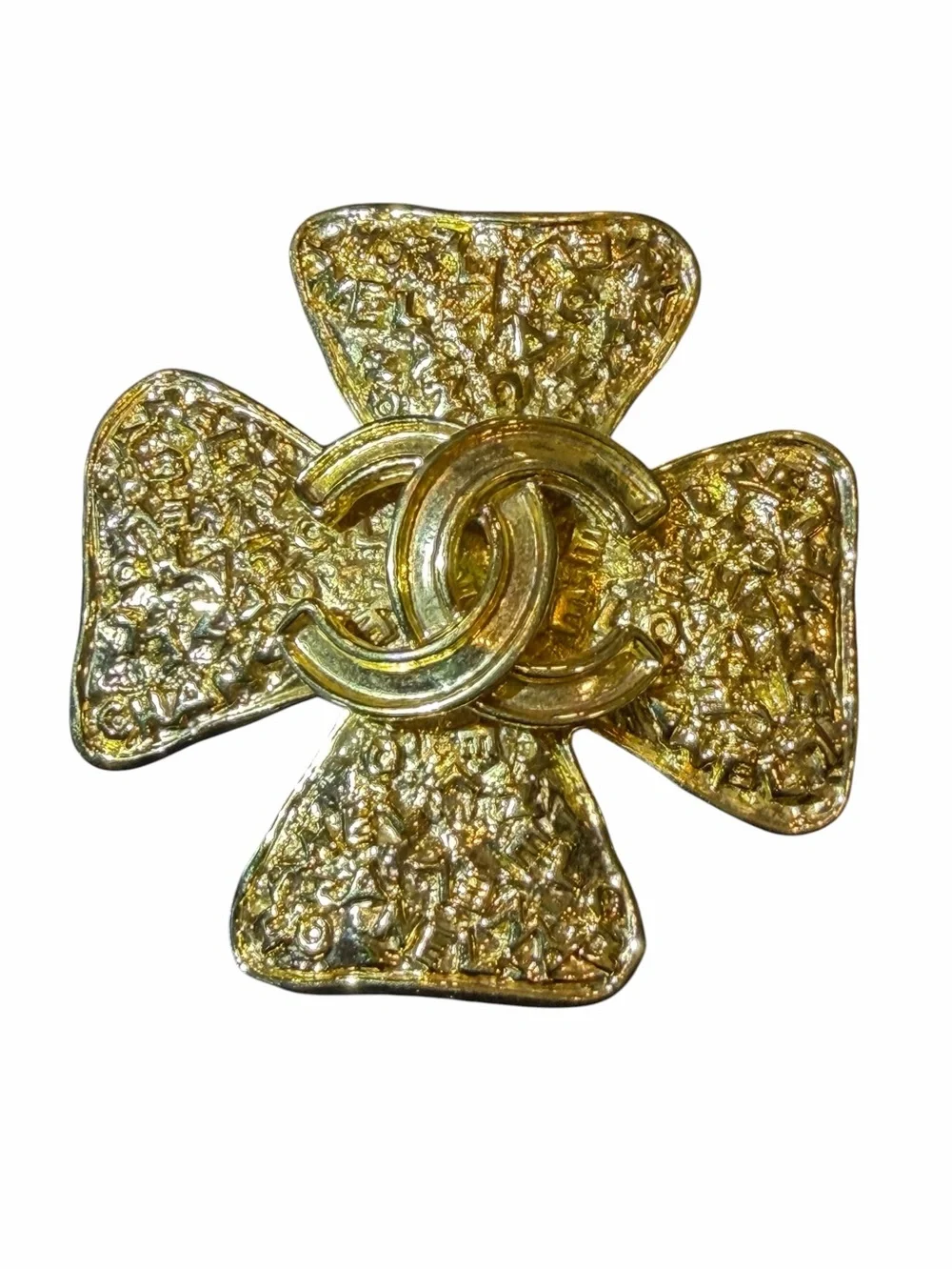 CHANEL Gold-Tone Cross Brooch with Interlocking CC